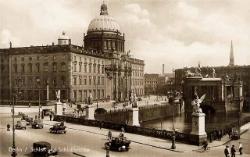 Schloss und Schlossbrcke