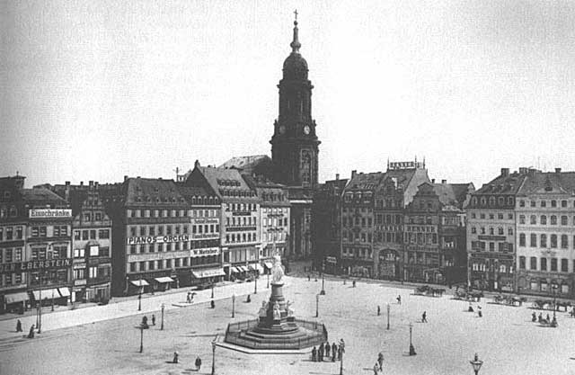 Der Altmarkt in Dresden vor 1945